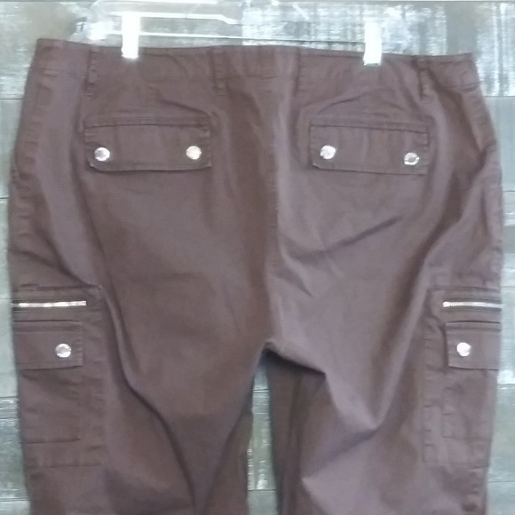 MICHAEL Michael Kors Brown Cargo Pants Women Size 16W Long Tall Stretch 8 Pocket - Picture 5 of 9